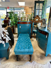 Velvet turquoise bench on casters