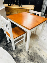 Children’s table & 2 chairs ￼