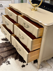French Provincial dresser ￼