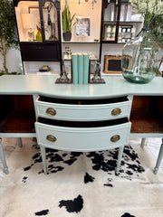 Vintage bowfront buffet/sideboard