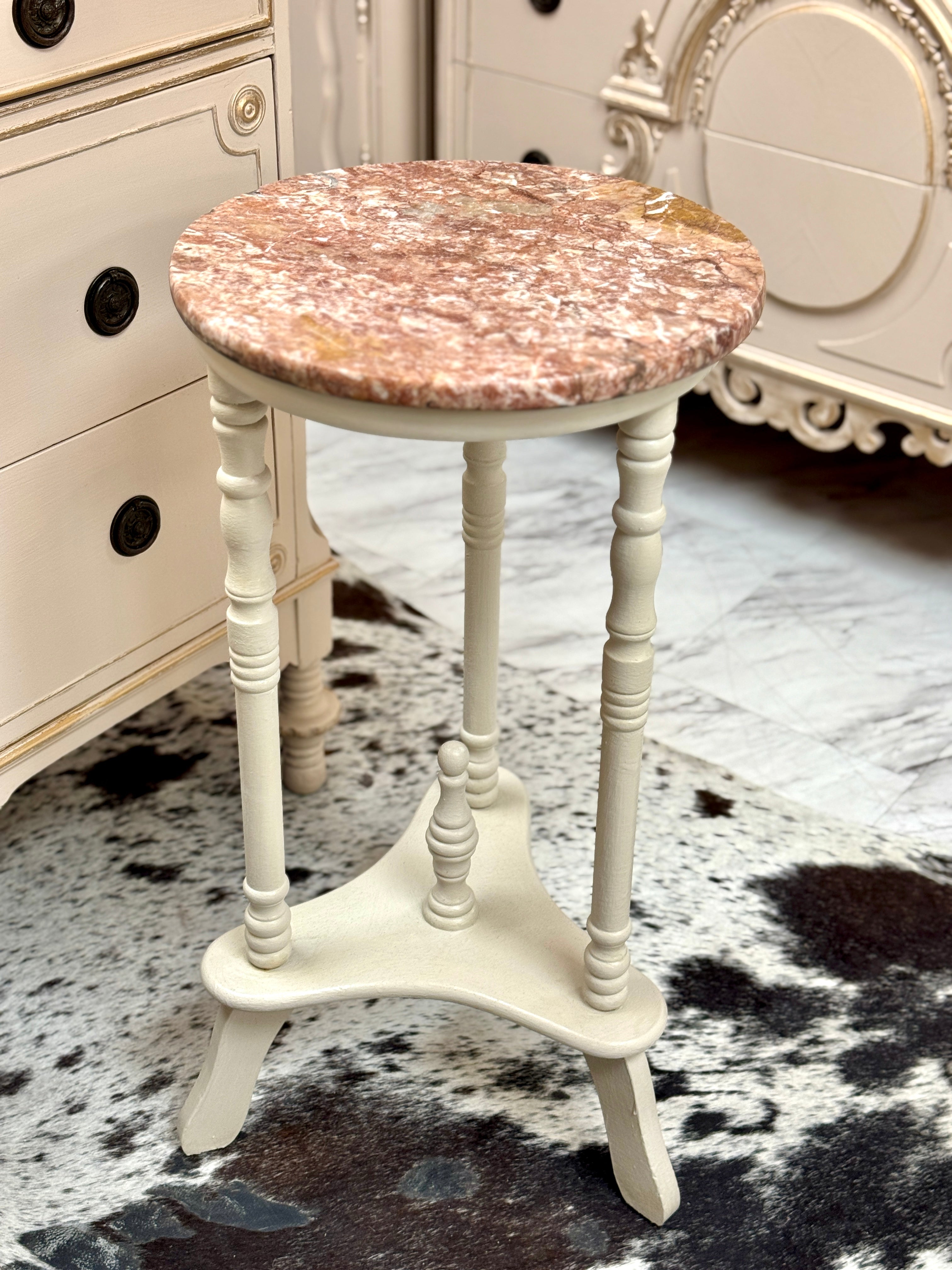 Pink Leach Pink marble-top side table – Leach & Co.