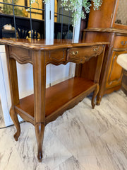 French Provincial server