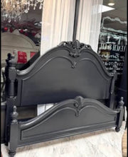 King/Queen size bed w/rails