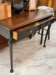 Antique French style writing desk   ￼