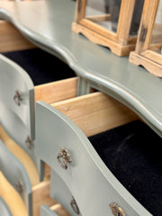 Tall 8-drawer dresser