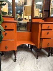 Antique vanity on casters w/foldable mirror ￼