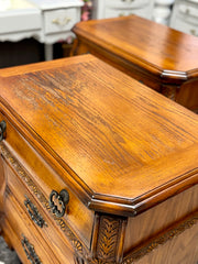 Royal Oak Nightstand pair (2)