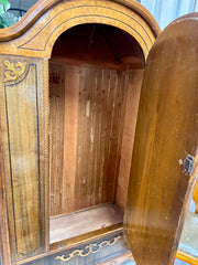 Antique vanity w/mirror