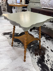 Vintage tiger oak side table