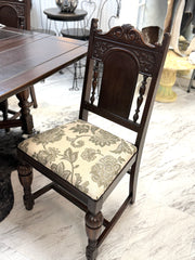Vintage Jacobean dining table w/hidden leaves & 6 chairs