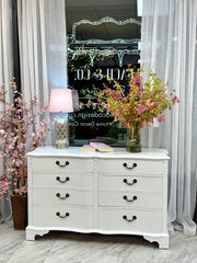 Vintage dresser