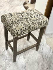 Set of (3) saddleback counter height barstools ￼
