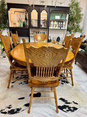 Vintage pedestal dining table w/6 chairs & leaf