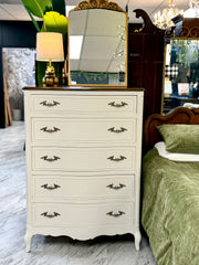 French Provincial 4-pc. bedroom set ￼