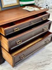 Victorian Eastlake 4-drawer chest on casters