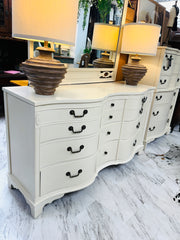 Duncan Phyfe Dresser w/mirror