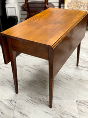 Vintage drop leaf table W/storage