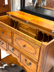Inlaid pine Butler’s server/secretary ￼