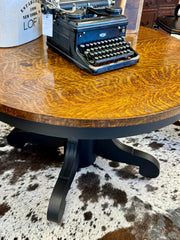 Vintage tiger oak pedestal table