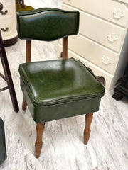 Vintage green sewing chair ￼