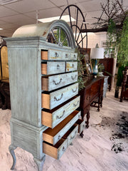 Vintage Lexington highboy w/mirrored top