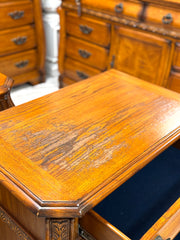 Royal Oak Nightstand pair (2)