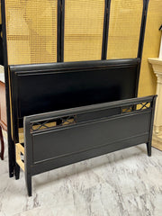 Vintage French style nightstand pair (2)