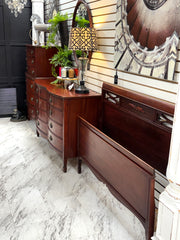 Duncan Phyfe vintage dresser