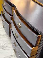 Vintage Duncan Phyfe dresser ￼