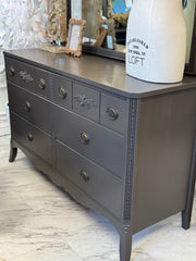 Vintage Duncan Phyfe chest