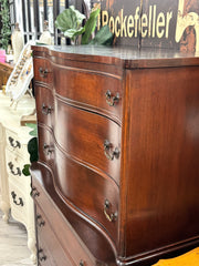 Antique chest of drawers
