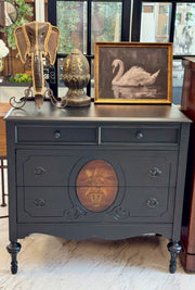 Vintage three-drawer dresser