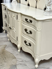 French Provincial dresser ￼