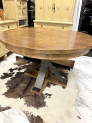 Modern pedestal table