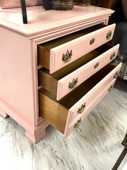 Pink dresser w/mirror