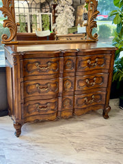 French Provincial chest ￼