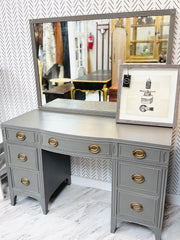 Vintage vanity/desk w/mirror