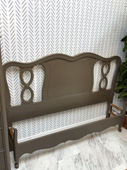 French Provincial full bed w/rails