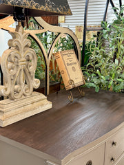 Vintage bow front bedroom set ￼