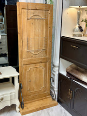 Decorative door on stand