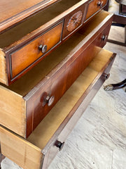 Vintage 3-drawer chest on casters