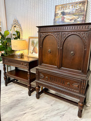 Vintage Jacobean dining table w/hidden leaves & 6 chairs