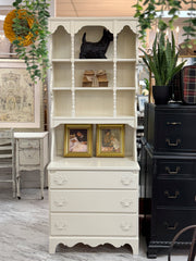 French Provincial Cabinet & hutch