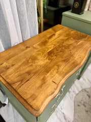 French Provincial 3-drawer chest