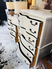 Duncan Phyfe Dresser w/mirror