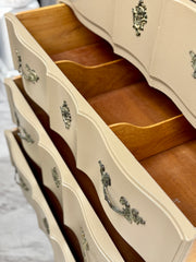 French Provincial chest ￼