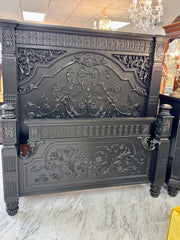 Carved queen bed w/rails