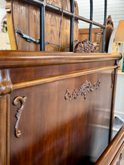 Carved wood queen/full bed w/rails