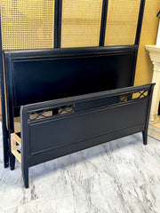 Vintage full bed w/rails