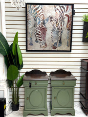 Pair of Vintage nightstands (2)